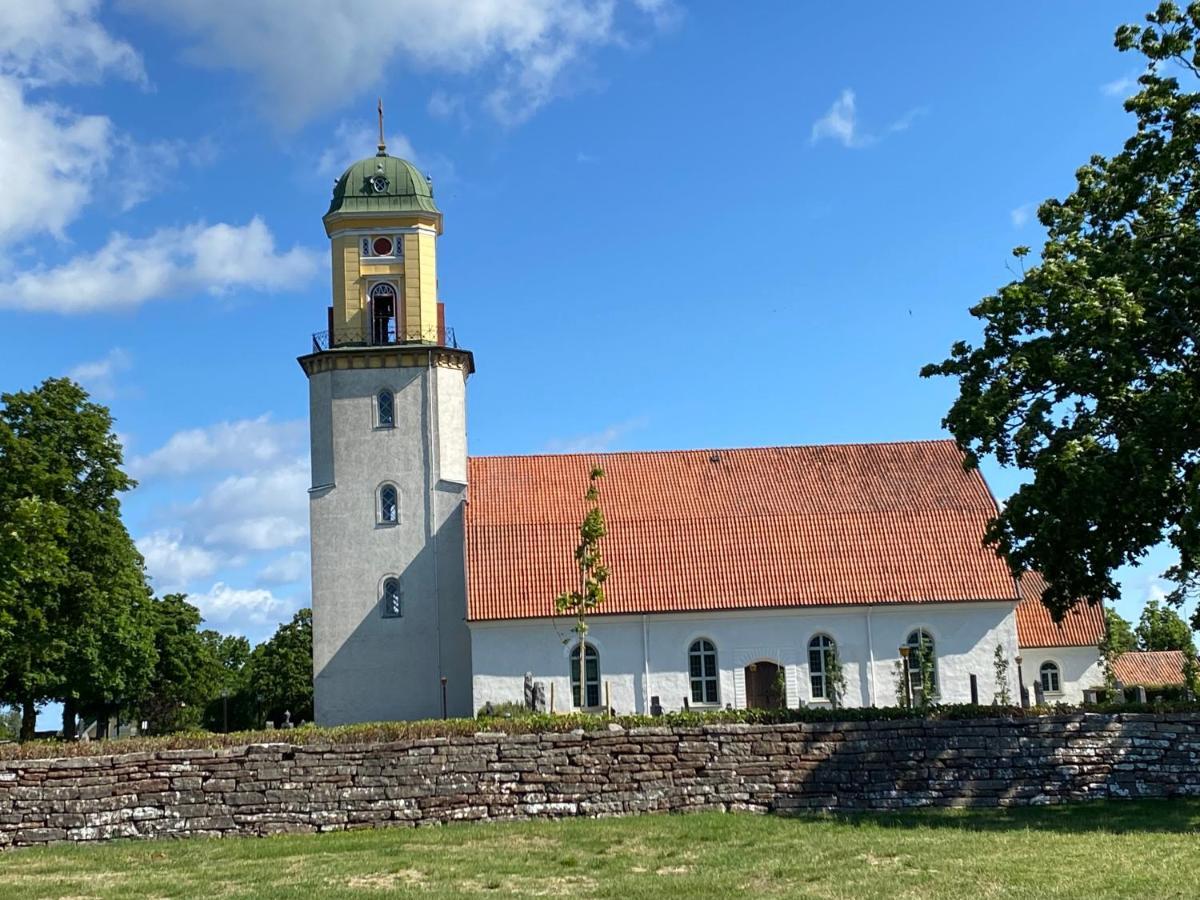 Idyliska Boende Mitt Pa Oeland Färjestaden Exterior foto