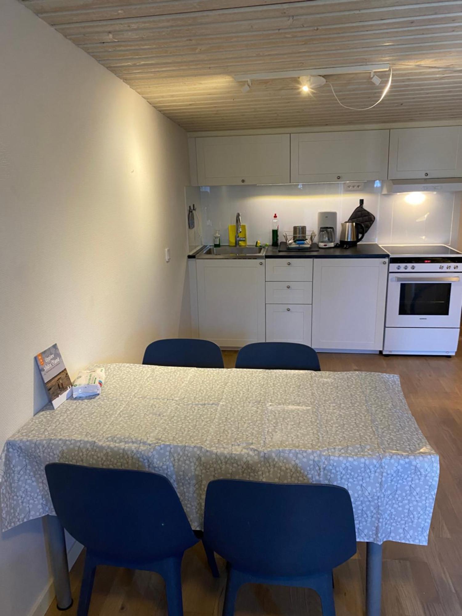 Idyliska Boende Mitt Pa Oeland Färjestaden Exterior foto