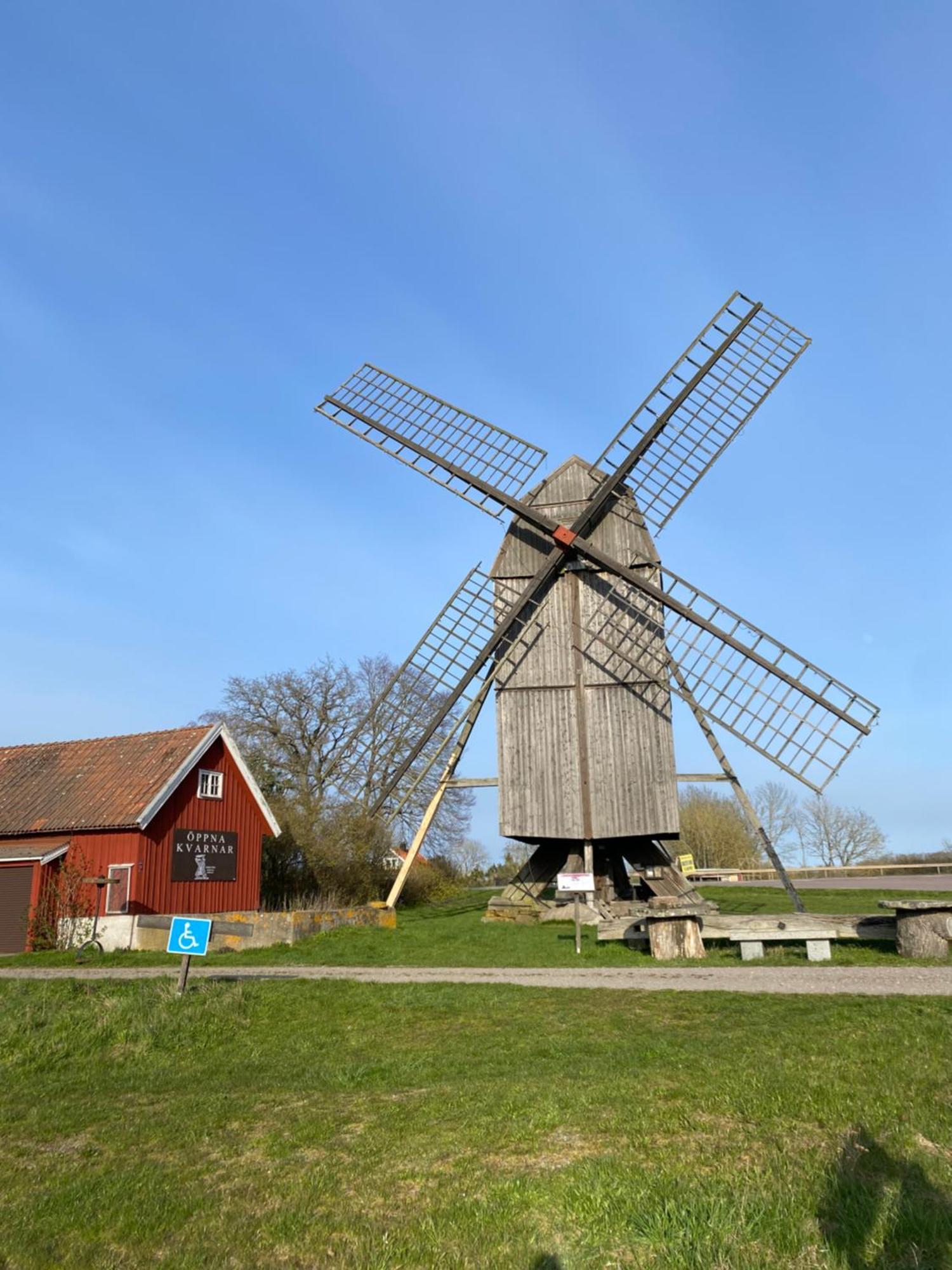 Idyliska Boende Mitt Pa Oeland Färjestaden Exterior foto